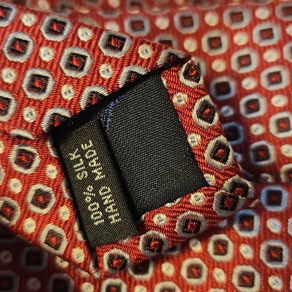 Jos. A. Bank Red Patterned Men's Tie - Picture 5 of 6